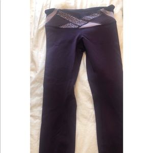Lululemon wonder under leggings- size 4